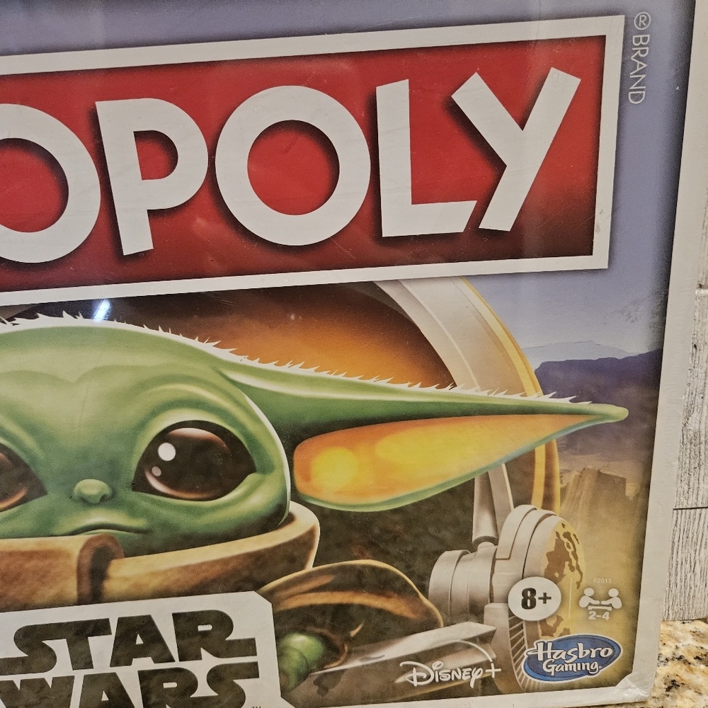 Star Wars The Mandalorian Monopoly Board Game SEALED Complete - Picture 11 of 16